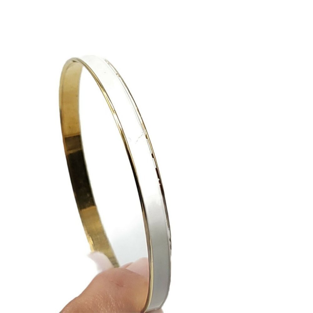 Crown Trifari White Enamel Gold Tone Bangle Bracelet Mid Century Modern